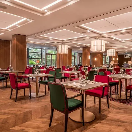 Sheraton Grand Отель